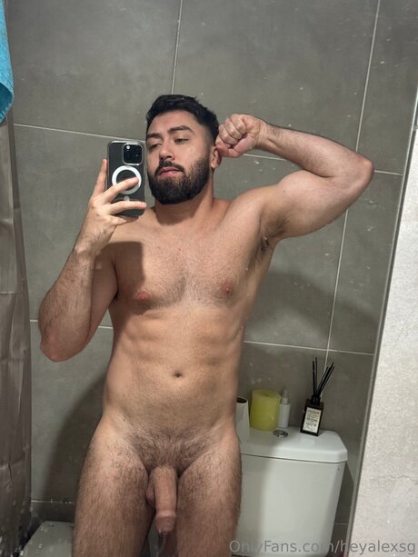 Heyalexsg pornographic star pic