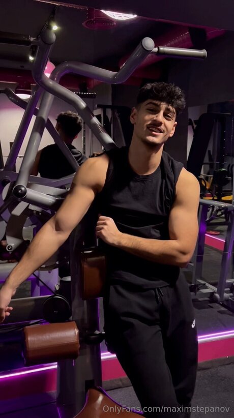 Maximstepanov star naked images