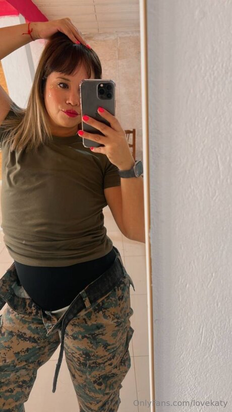 Lovekaty porn model img