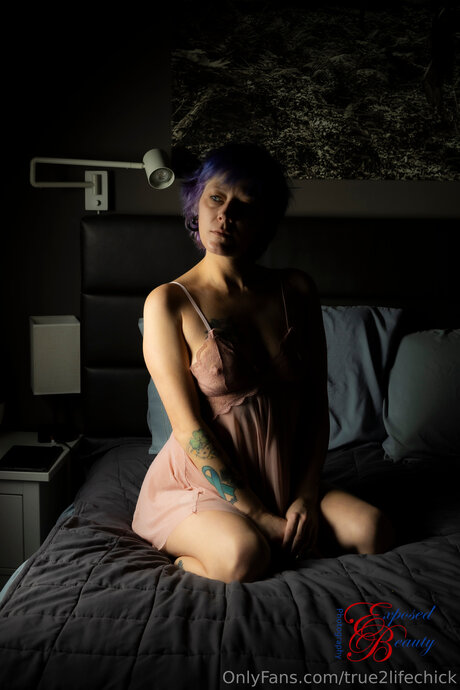 True2lifechick high quality actress pics