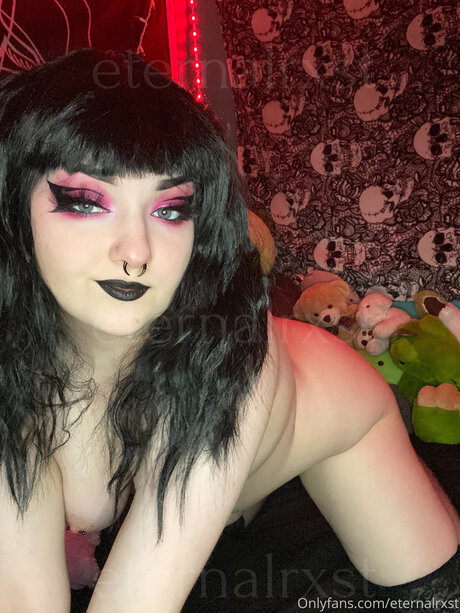 Eternalrxst exclusive pornstar archive