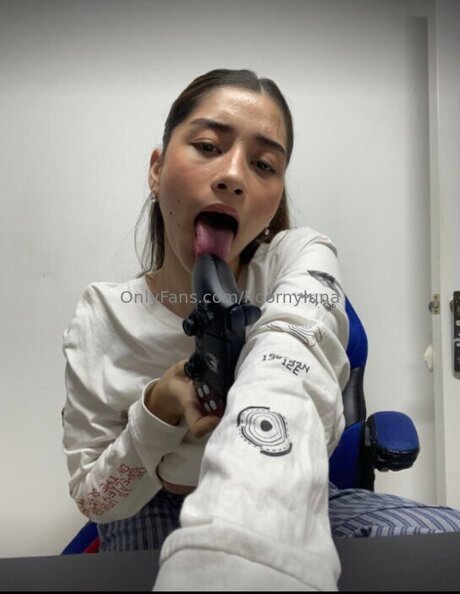 Hoornyluna actress img