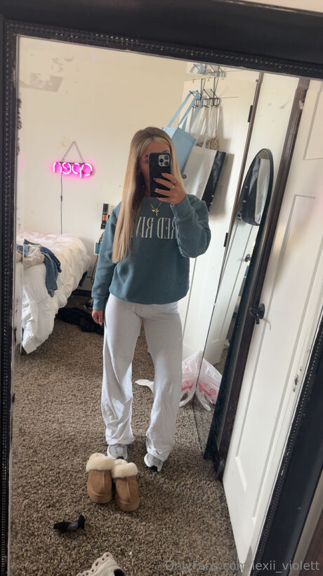 Juliannapeyton nudes actress gallery