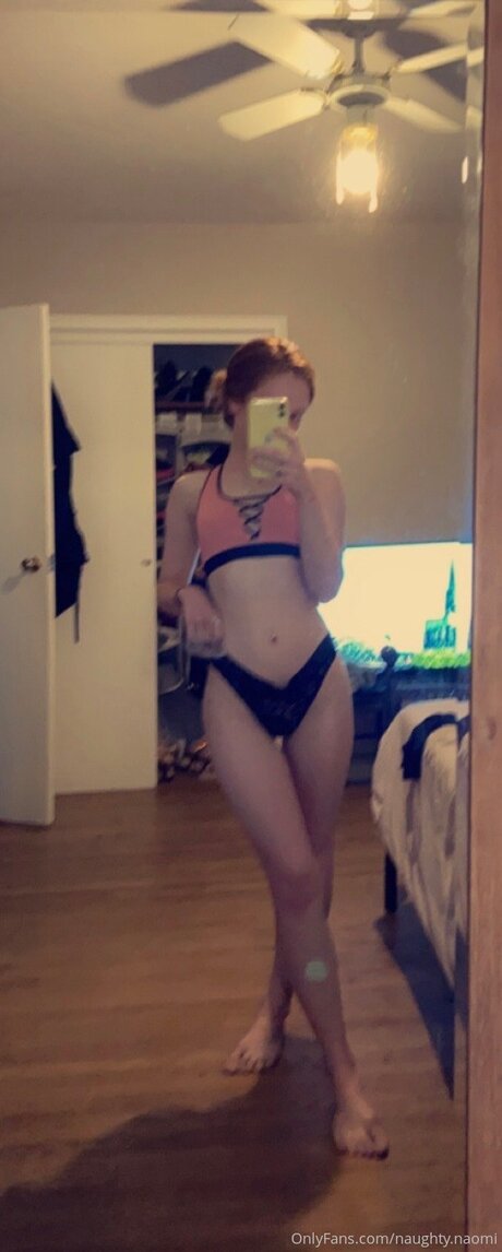 Naughty Naomi pornstar hd image