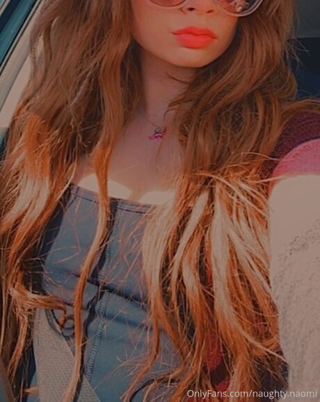 Naughty Naomi pornstar hd image