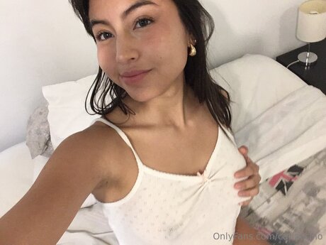 Catiaccino star sexy img