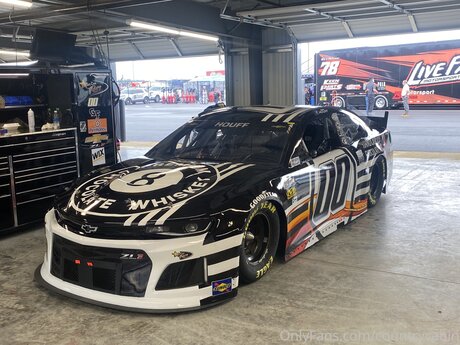 Countrycabin art actress gallery