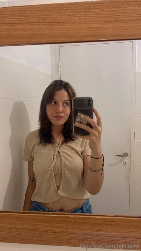 Reinita99 adult model pictures