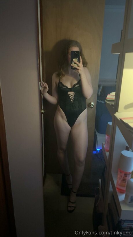 Tinkyone exclusive pornstar photos