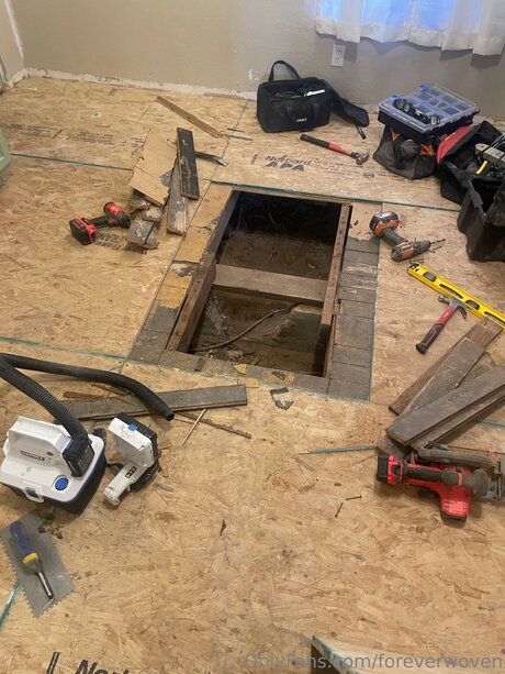 Foreverwoven model top image