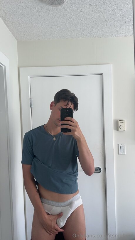 Itsmebum hot model picture