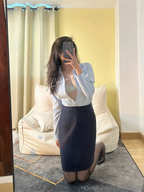 Linviaslair model naked photos