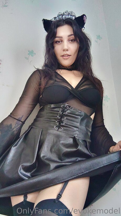 Evokemodel perfect actress img