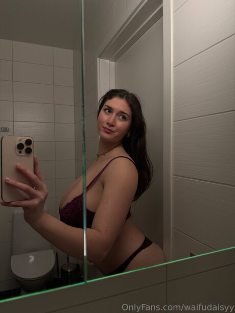 Waifudaisyy hd star galleries