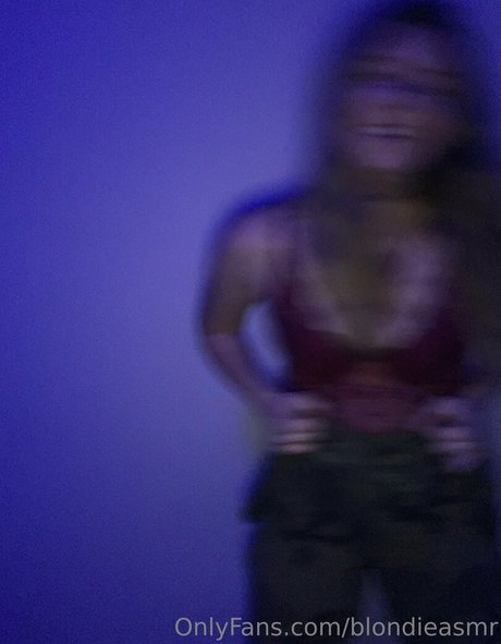 blondieasmr erotic pornstar picture