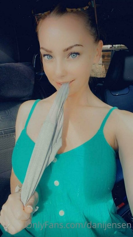 danijensen free model photos