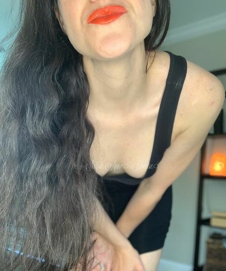 Sarah Anne Sweetie nude pornstar photos