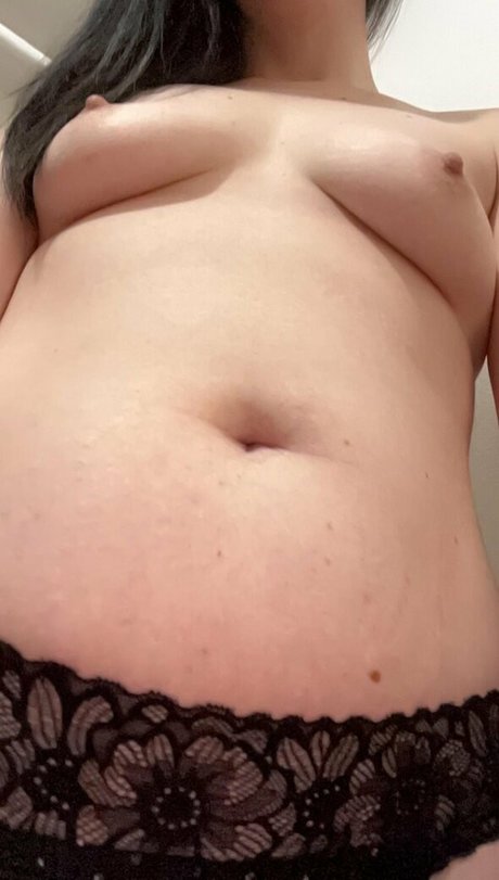 Trixie Addams xxx pornstar pics