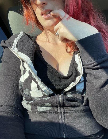 Cay Wild nudes model photo