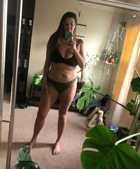 tallnerdywoman adult star picture