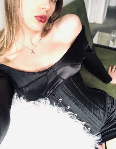 adelaideasterix art actress images