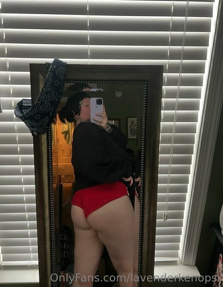 lavenderkenopsi adult actress gallery