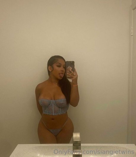 SiAngie Twins xxx model pics