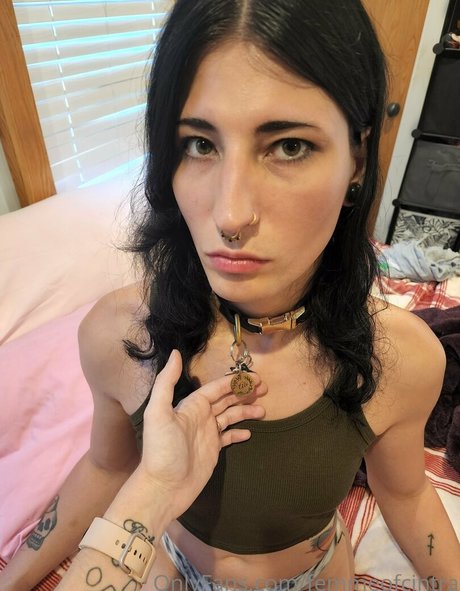 femmeofcintra naked actress archive