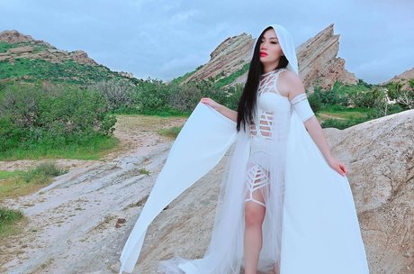 Tina Guo porn actress pictures