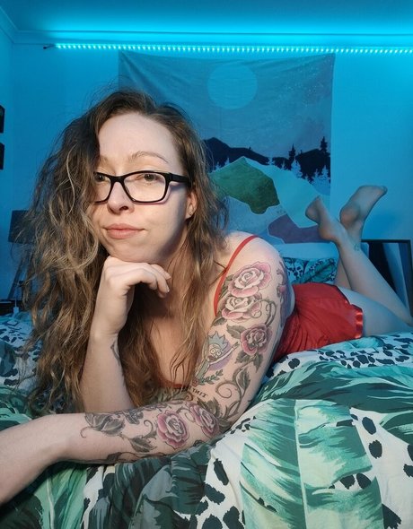 nzcheeks naked model archive