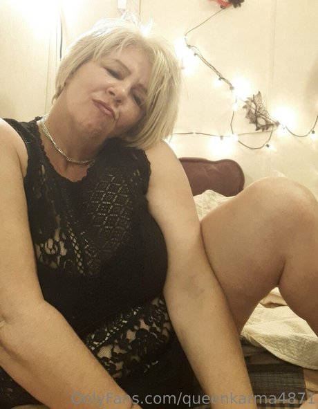 queenkarma4871 pornographic star img