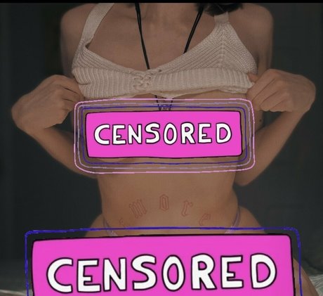 alliecatxoxo model naked pic