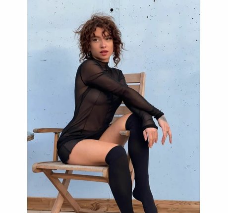 Cecilia Bob erotic star images