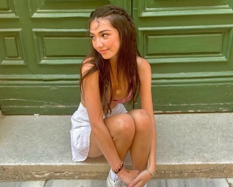 Lyzzahh adult actress pics