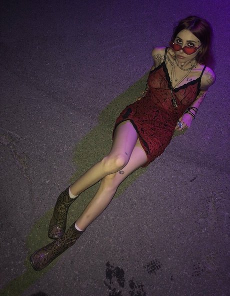 Layla Shapiro nude actress image