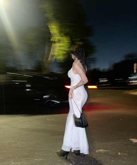 Layla Shapiro pornstar high quality pictures