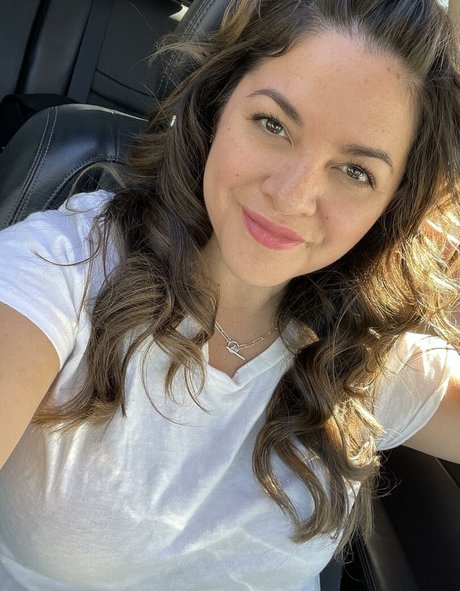 Bella Paz pornographic model pictures