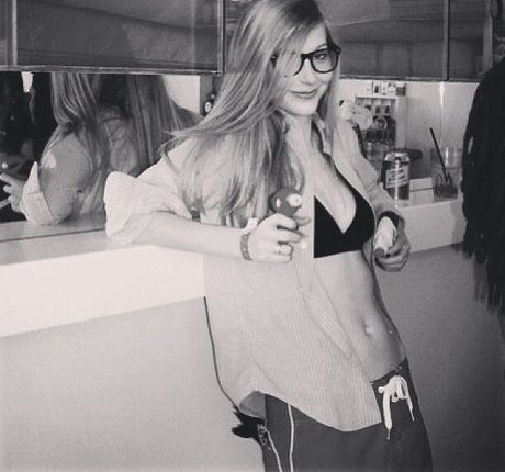 Stevie Wynne Levine naked pornstar photos