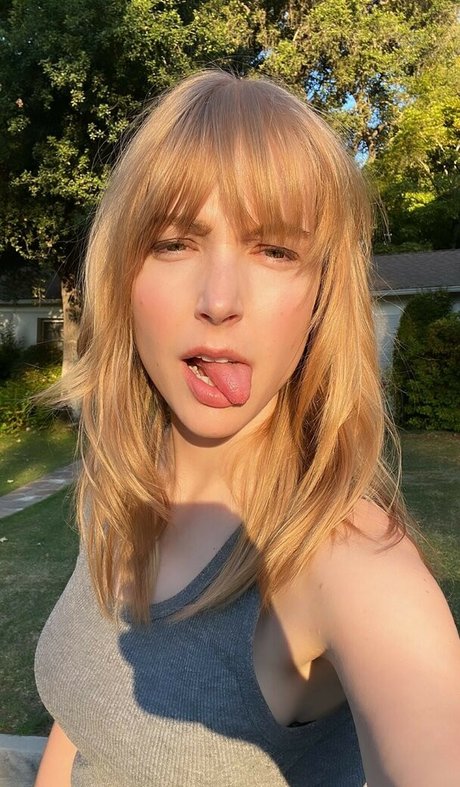 Stevie Wynne Levine pornstar xxx photos