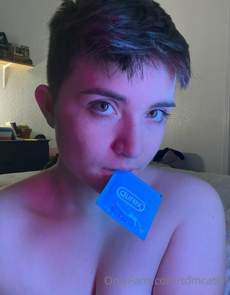 tomcatkit star adult galleries