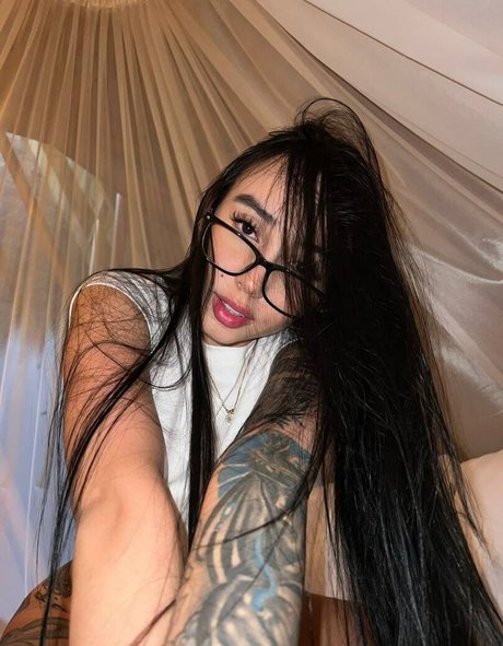 tamy leen pornstar exclusive pictures