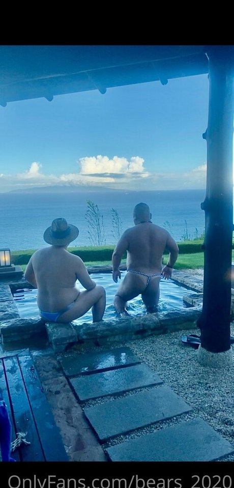 bears 2020 model sexy pic