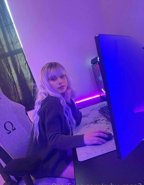 ruby rose3 pretty pornstar pictures