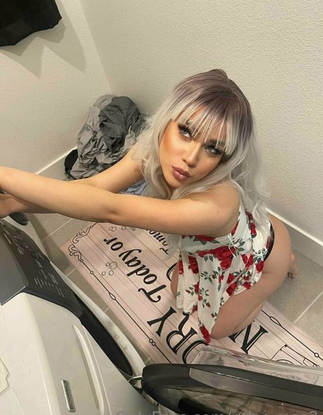 ruby rose3 model hd images