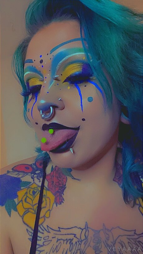 Veyavilla high quality actress picture