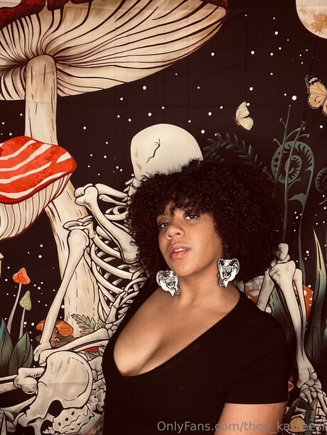 Thee Kahleesi star hd pic