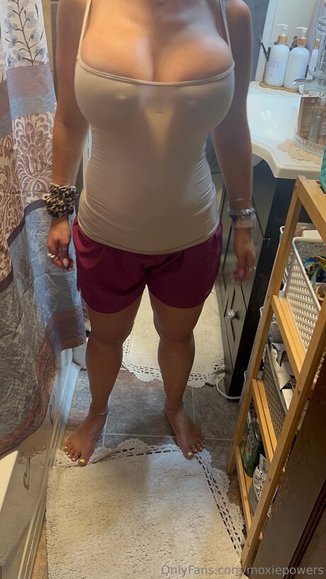 Moxiepowers model high quality archive