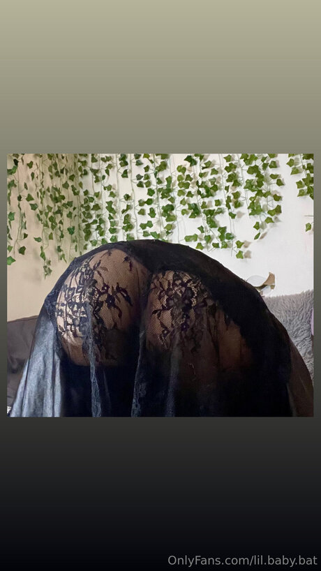 Lil Baby Bat pornstar hot images