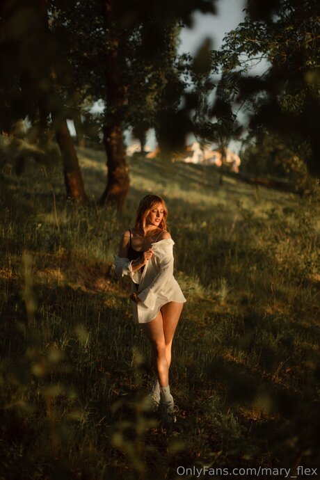 Mary Flex pornographic model photo