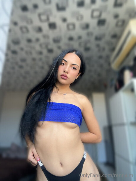 Rennii M art model galleries